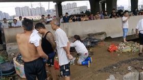 鄭州,水災,老闆娘,白酒,酒