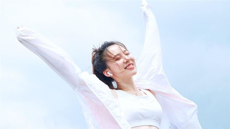 獨／副業暴跌6成　女星砸錢揭新計畫