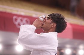 東奧柔道　楊勇緯摘銀