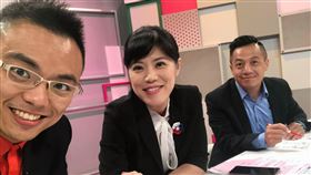 國民黨籍立委洪孟楷稍早在臉書發文貼出一張他跟唐慧琳還有國民黨台北市議員李明賢的合照，洪說，懷念永遠的女俠—唐慧琳（圖／翻攝自洪孟楷臉書）
