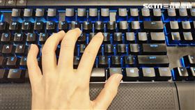 「胖手指」是啥？甜不辣手？別小看　真的會撼動股市！ （示意圖／記者許雅惠攝影） 