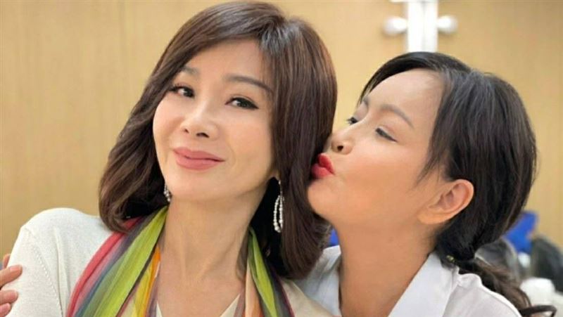 女星迎48歲生日　合體陳美鳳圓夢了