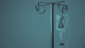 點滴架。（示意圖／翻攝自Unsplash）