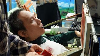 爸爸真偉大   給四肢癱瘓兒力量