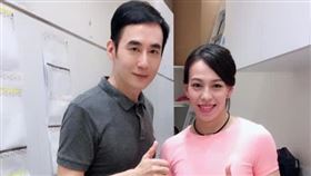 主播許建國PO出3年前跟郭婞淳的合照。（圖／翻攝臉書）