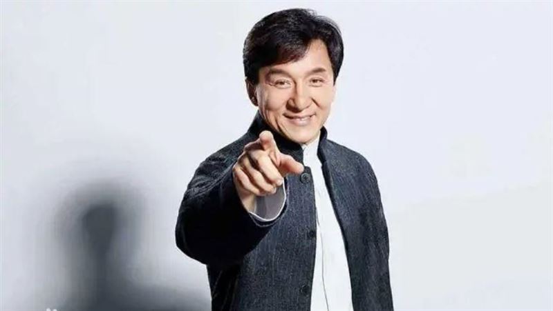 他酷似成龍與發哥搭檔爆紅　今無人識
