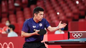 東奧桌球男單  莊智淵止步16強台灣「桌球教父」莊智淵（圖）27日晚間在東京奧運男子桌球單打16強賽迎戰埃及選手艾薩爾（Omar Assar），可惜最終在決勝局以7比11不敵對手，鏖戰7局後以3比4落敗，止步16強。中央社記者吳家昇攝  110年7月27日