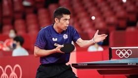 東奧桌球男單  莊智淵止步16強台灣「桌球教父」莊智淵（圖）27日晚間在東京奧運男子桌球單打16強賽迎戰埃及選手艾薩爾（Omar Assar），可惜最終在決勝局以7比11不敵對手，鏖戰7局後以3比4落敗，止步16強。中央社記者吳家昇攝  110年7月27日
