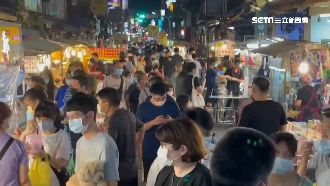 降級首日廟口夜市湧人潮　攤商喜迎客