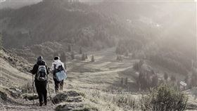 楊姓老翁爬雞南山未歸，尋獲已死亡。（示意圖／pixabay）