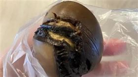 店員夾「破裂發黑」茶葉蛋…她拿到卻嗨翻？老饕讚：愛死（圖／翻攝自Dcard）