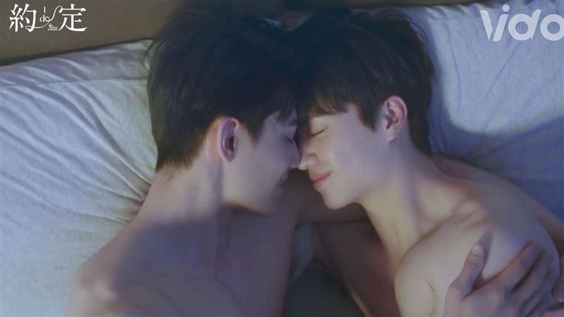 雷／前男友神助攻　金石CP激吻羞爆