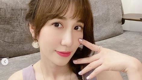 打完AZ沒副作用　女星冒6症狀崩潰