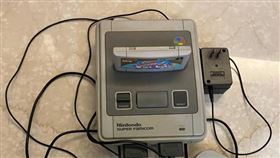 韓國瑜「私下興趣」曝光！網購骨董遊戲機　網笑：透露年紀（圖／翻攝自韓國瑜臉書）