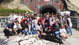 金門就讀18歲學子8/4開打疫苗  陸生也可接種金門縣政府29表日示，8月4日開放在金門就讀的18歲以上學生接種COVID-19疫苗，國立金門大學及銘傳大學金門分部陸籍學生得知相當感動，校方願配合造冊，讓境外生早日注射。圖為金大境外生2019年活動照。（國立金門大學提供）中央社記者黃慧敏傳真  110年7月29日