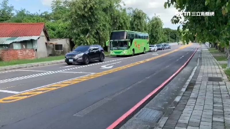 路肩變停車場！縮路肩改紅線掀熱議