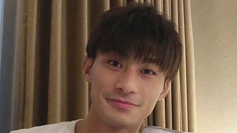 楊勇緯竟把蔡明忠惹哭！直播粉絲嗨翻