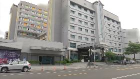 文 華園爆爭議1800