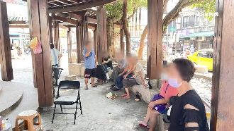 苗栗公園開3天又封　無罩群聚勸不聽