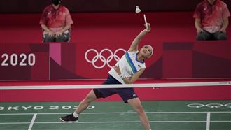 戴資穎反拍太神！球場充滿驚呼聲