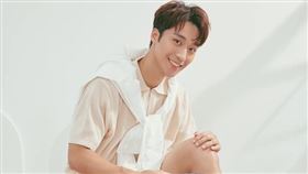 卞慶華私下也愛打桌球。（圖／翻攝臉書）