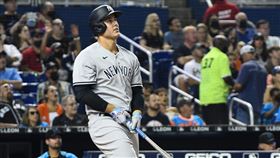 ▲瑞佐（Anthony Rizzo）加入洋基首戰敲出陽春砲。（圖／翻攝自MLB推特）