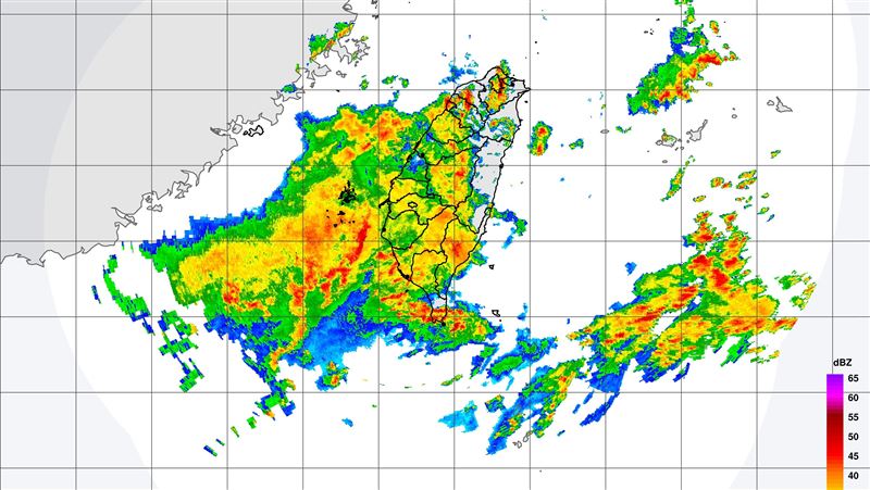 雨彈開炸18縣市！北市升級豪雨特報