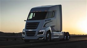 ▲Nikola電動曳引車遭踢爆沒有動力單元。（圖／翻攝Nikola網站）