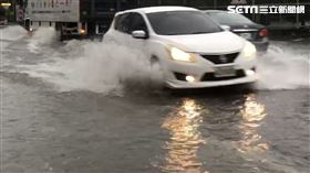 雨彈襲擊，雲雨滯留中部，彰化伸港、和美、台中龍井，淹水，馬路變水路