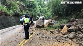 南投大雨，中寮139線道51K，土石坍方，產業道路路樹倒中斷