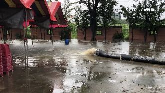 嘉義市抽積水　竟直沖嘉義縣篩檢站