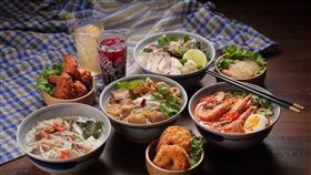 超商整合foodomo外送服務，五星飯店美食可以送到家享用。（圖／業者提供）