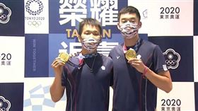 麟洋配光榮回國！王齊麟曝奪金心情　見現場這1幕：很感動