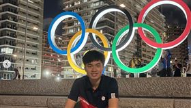 林昀儒4日晚間發文曝首度參加奧運心情，並分享自己在選手村的照片。（圖／翻攝自林昀儒IG）
