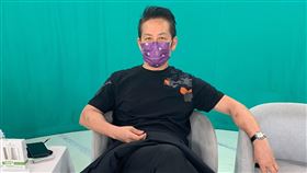 徐乃麟日前已打疫苗。(圖／翻攝臉書）