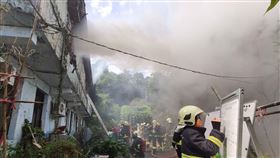 新北市,雙溪,火警,女童,受困,火場