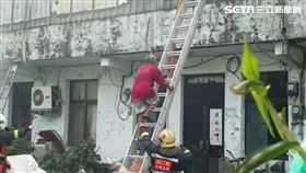 新北市,雙溪,火警,女童,受困,火場