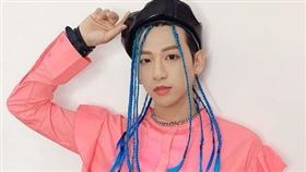 嘻小瓜發文表示自己聽不懂「特殊交友圈」。（圖／翻攝自嘻小瓜IG）