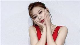 周子瑜是南韓女團TWICE的成員之一。（圖／翻攝自TWICE官方IG）