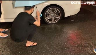 高雄6天第4洞！BMW輾天坑秒爆胎