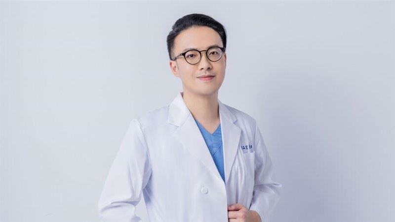 中年男腹藏8公分　不定時沉默炸彈！