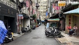 台北市萬華區阿公店尚未復業，街上幾乎見不到行人走過。（圖／翻攝畫面）