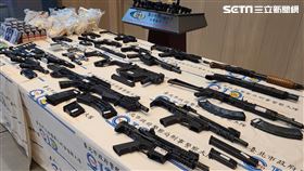 台北市刑大偵一隊破獲天道盟北海會軍火庫。（圖／翻攝畫面）