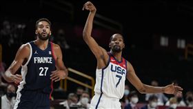 ▲杜蘭特（Kevin Durant）攻下29分。（圖／美聯社／達志影像）