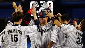 村上宗隆敲出全壘打。（圖／路透社／達志影像）