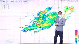 西南氣流挾雨彈轟炸　中南大雨繼續下