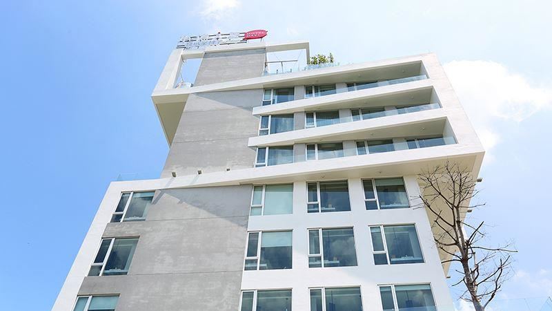 出示6大類證件　爽住飯店千元有找