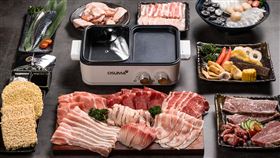 築間Ｘ胡同聯名，爽吃火鍋燒肉套餐直接送「火烤兩用鍋」。（圖／業者提供）