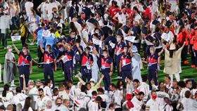 東京奧運閉幕典禮台灣代表團進場。（圖／體育署提供）