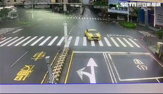 台南野馬跑車逆向狂飆　囂張畫面曝光